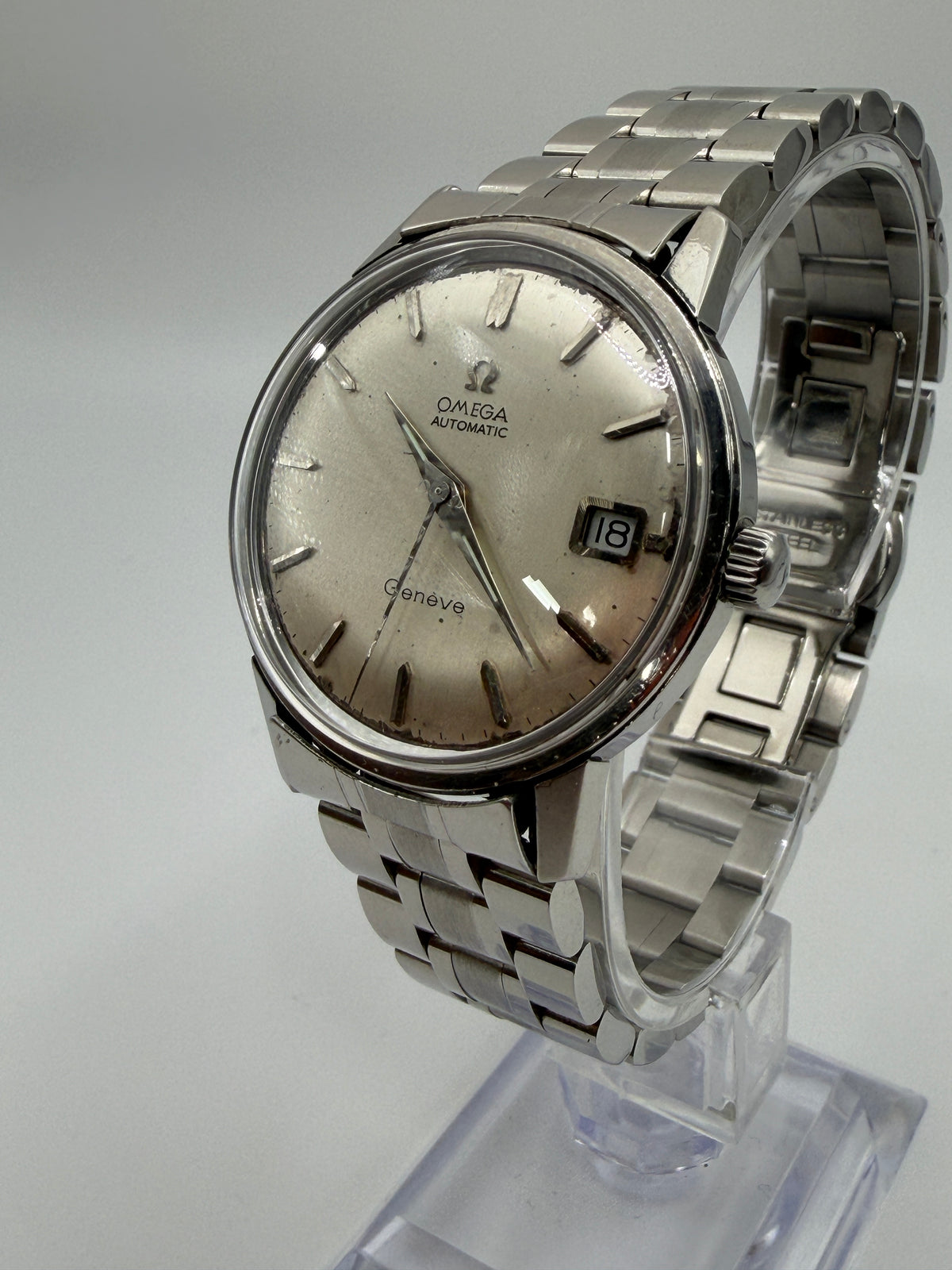 Omega Seamaster Geneve Vintage Watch